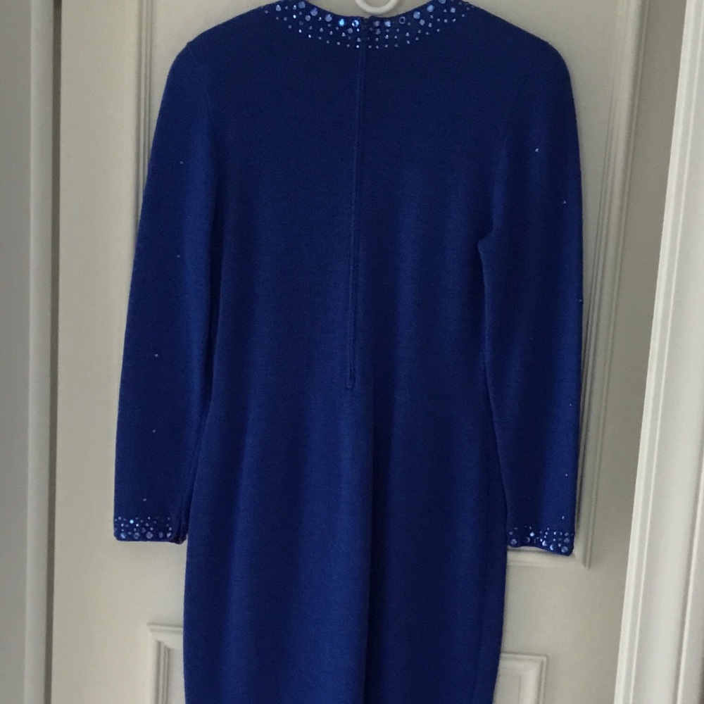 Dress - Picture 3 of 3